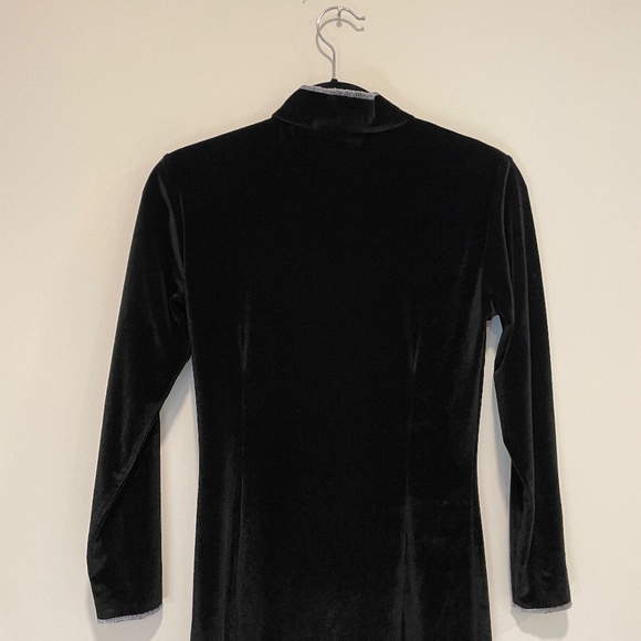 DAWANG Velvet Side Slit Dress in Black - Picture 12 of 14